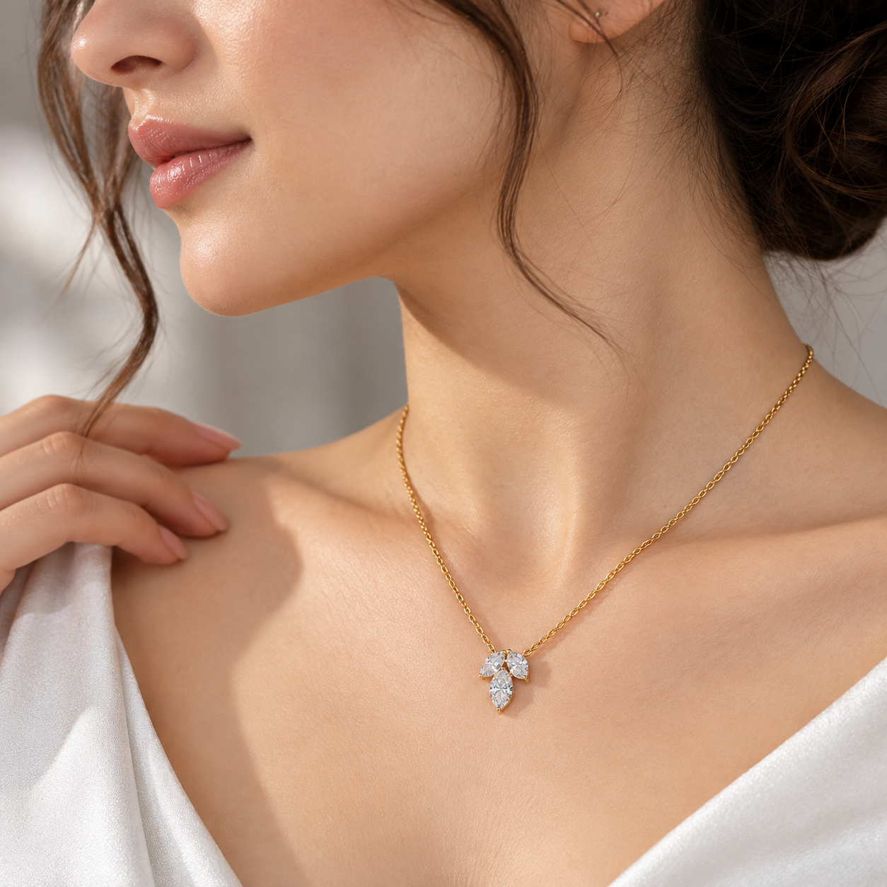 Dainty Diamond Leaf Necklace for Women